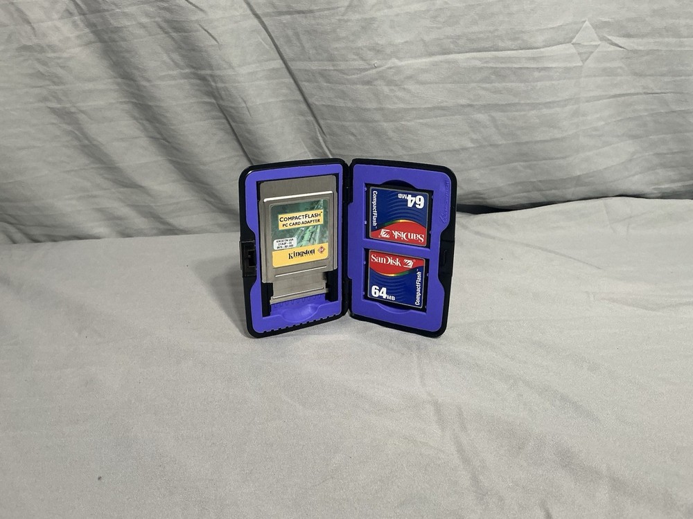 Microtech Memory Stick Case (MVMS) W/COMPACTFLASH ADAPTER AND 2 64MB CARDS