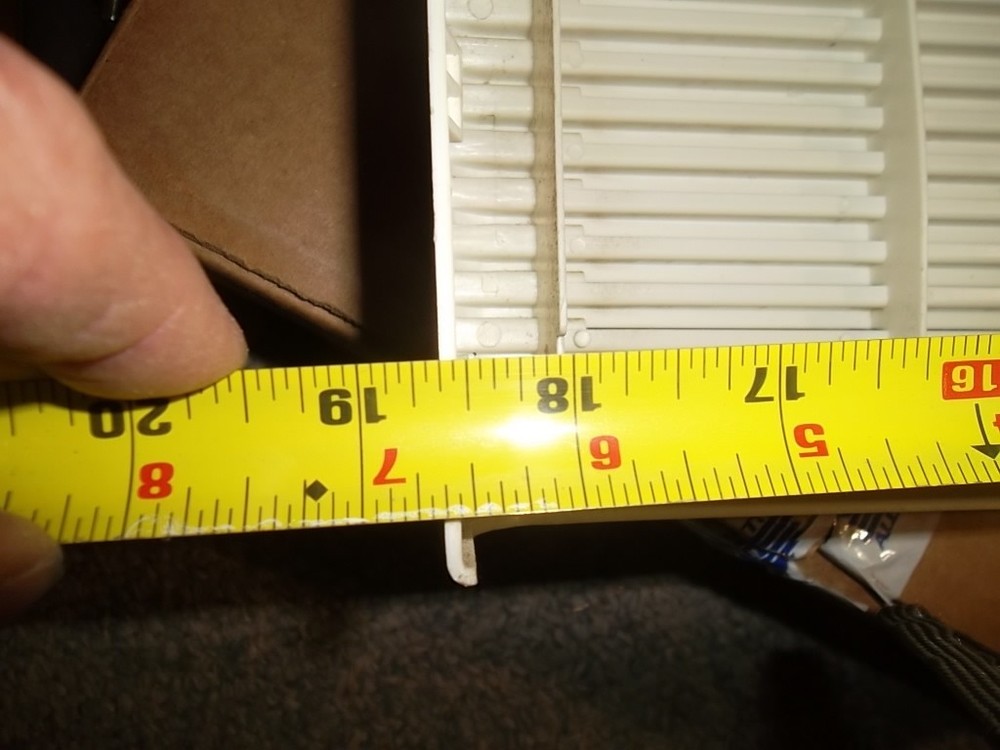 Fedders Ac model: A6X05F2A Front panel frame with Filter.