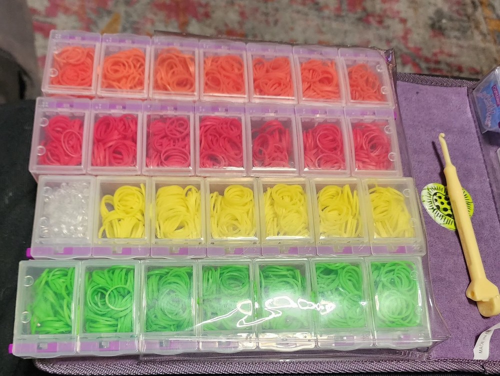 Rainbow Loom Rubber Band Refill And Storage Container