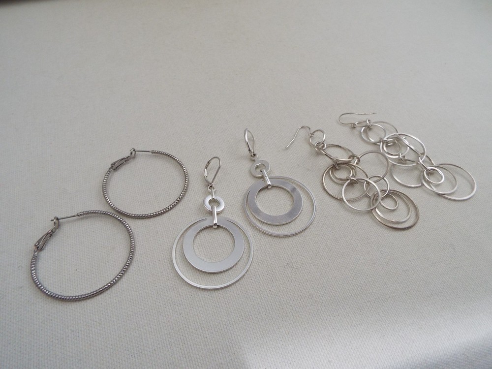3 pr Silvertone Pierced Earrings (B30)