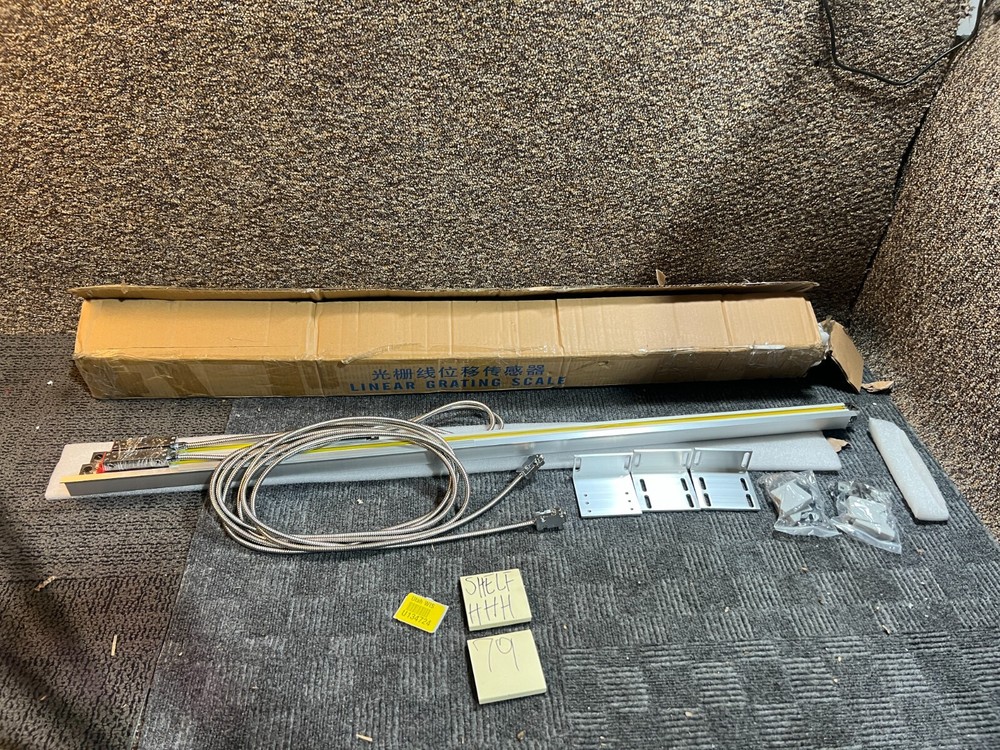Box of 2 Linear Grating Scale / Silver / Bracket / Wiring Connector