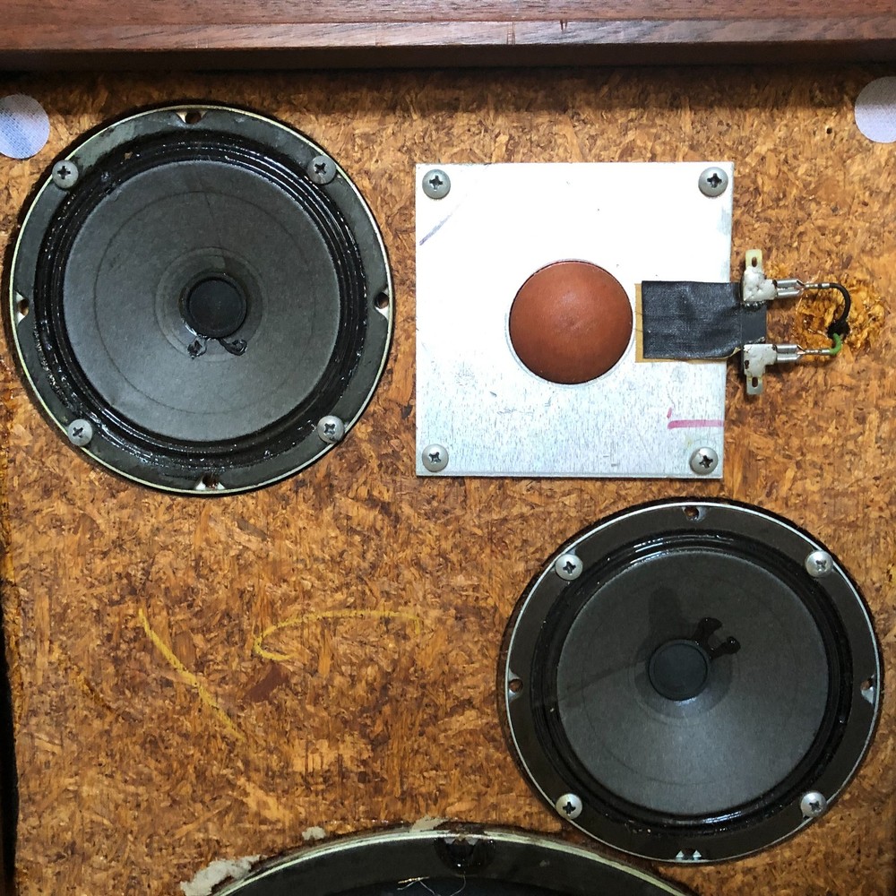 Fisher Xp-7 Speakers