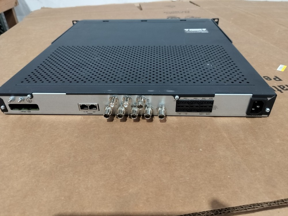 MOTOROLA DSR-4440 Commercial Integrated Receiver/Decoder