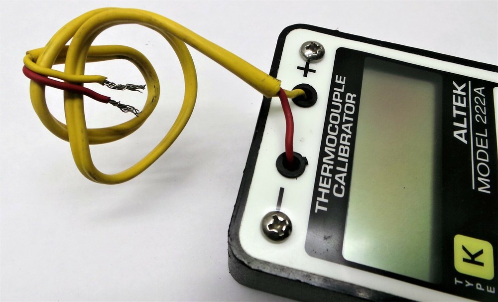 ALTEK 222A THERMOCOUPLE CALIBRATOR.