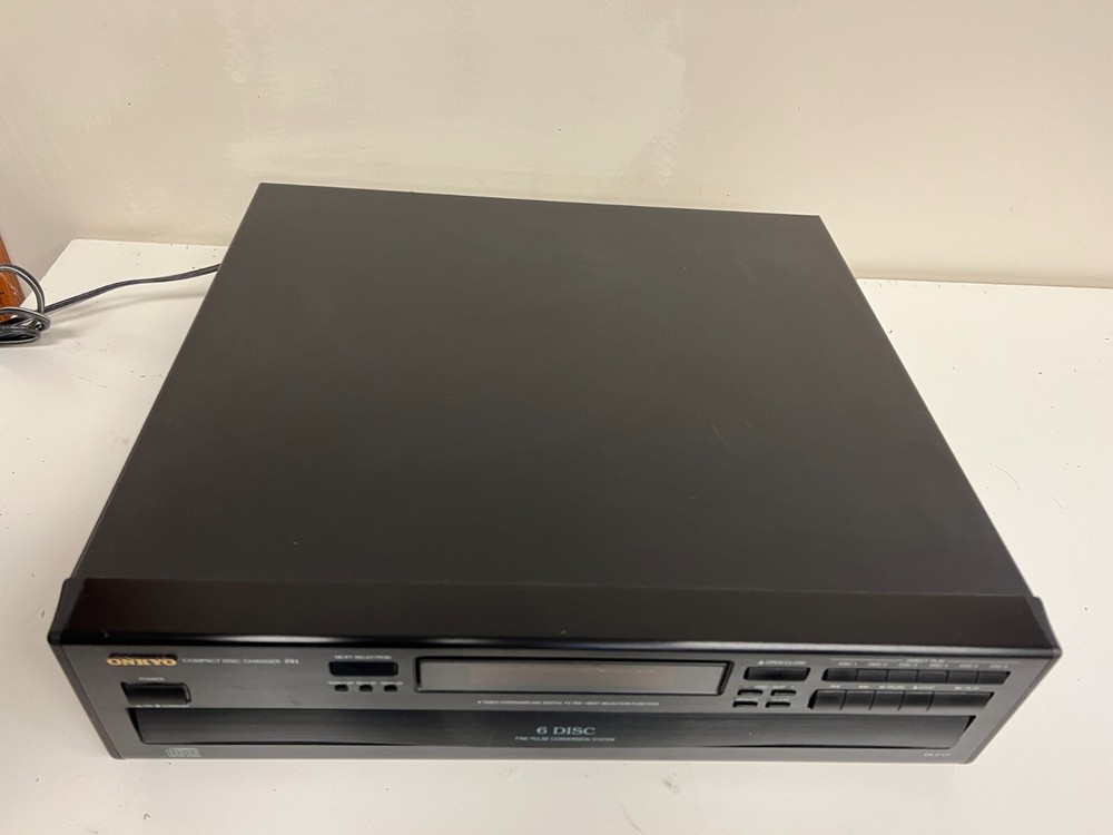 Vintage Onkyo Compact 6 Disc Changer CD Player DX-C110