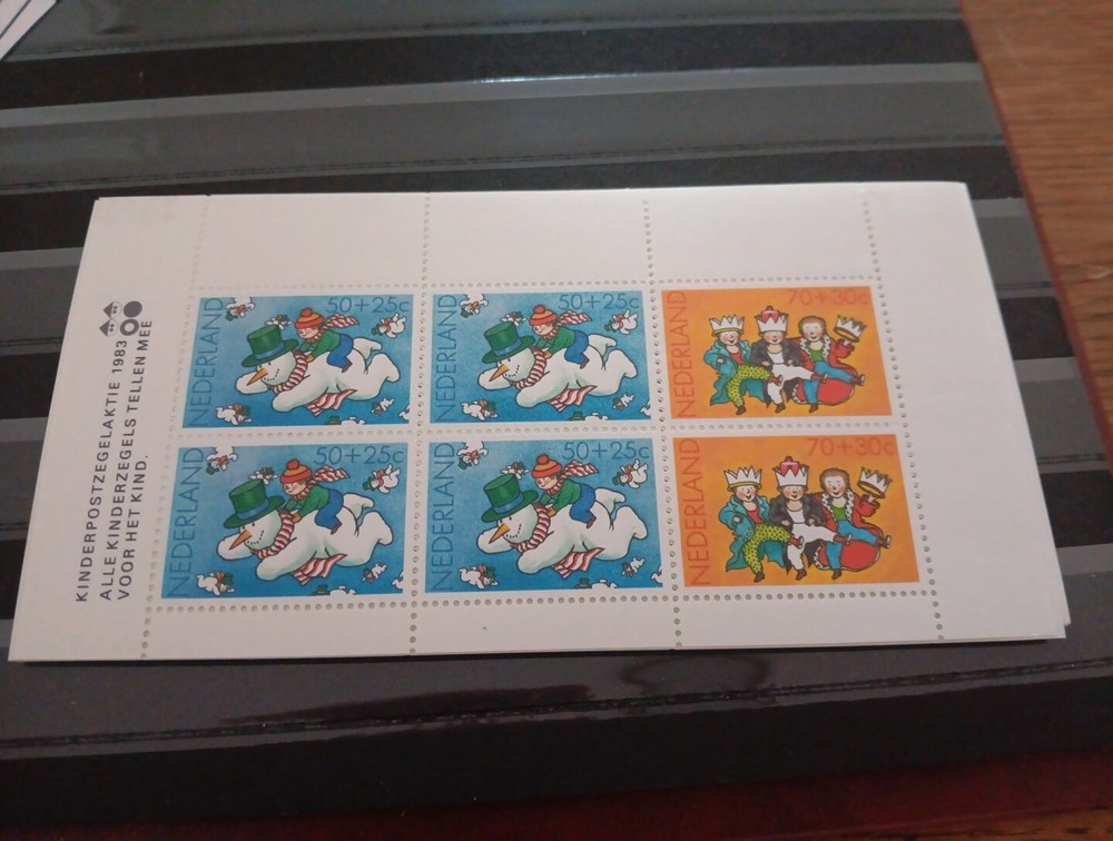 POST STAMPS BLOCK NETHERLANDS MNH (PF16)