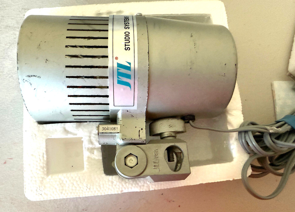 JTL Versalight Monolite Strobe J-110