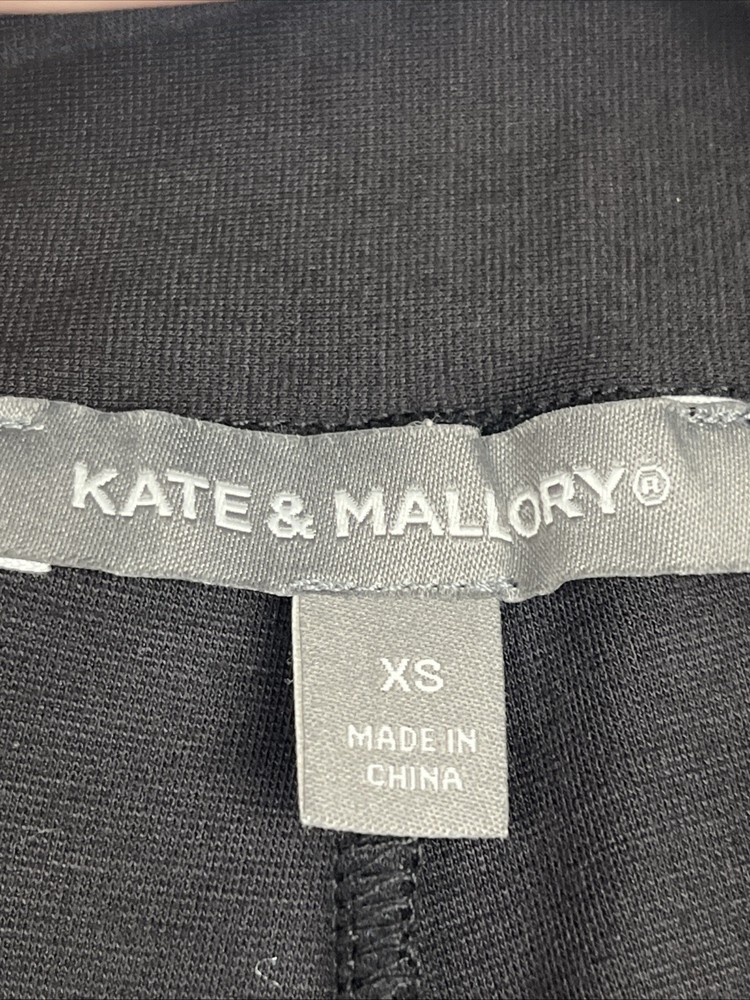 Kate and Mallory black leggings split leg extra small