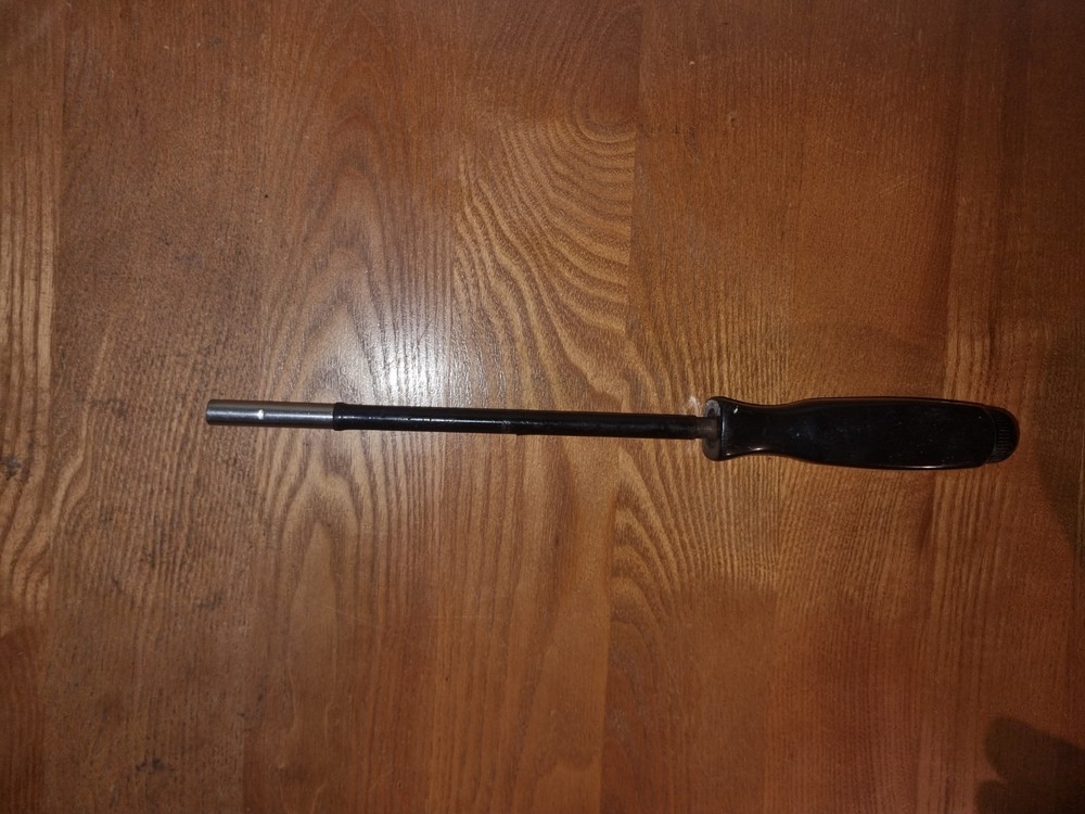 Snap-on 12" SSDM80A Interchangeable Magnetic Bit Driver Black Handle