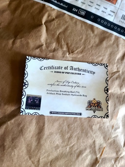 BREAKING BAD: Walter White & Jesse Prop Display Bag S03E10 w/COA