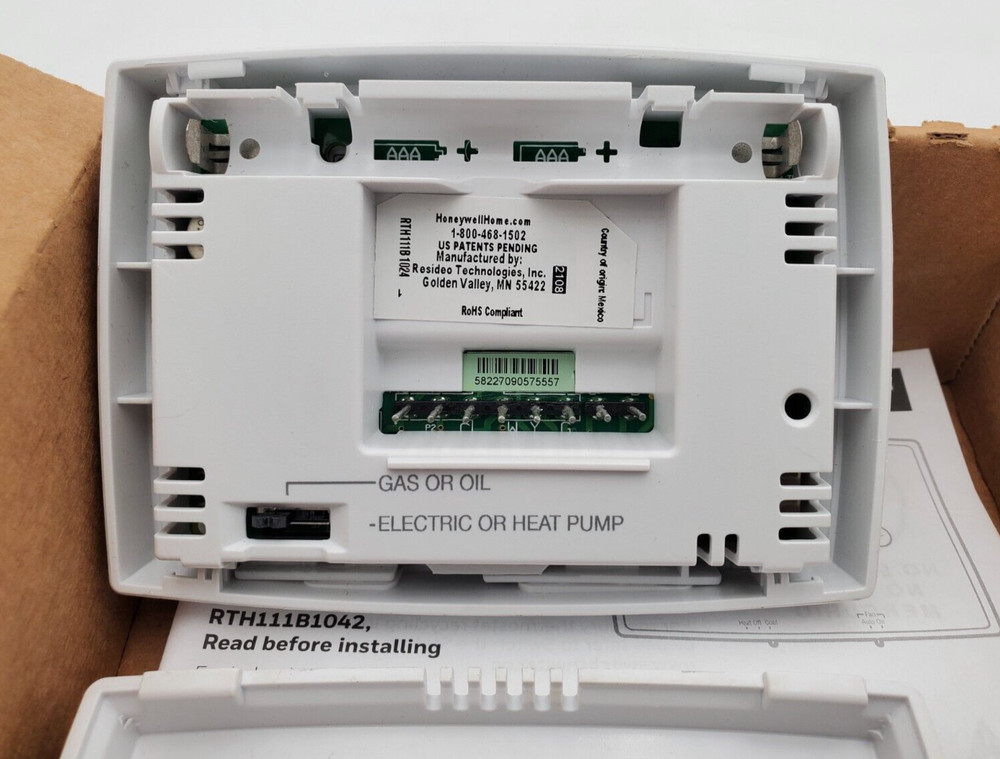 Honeywell RTH111B1024 Digital Non-Programmable Thermostat