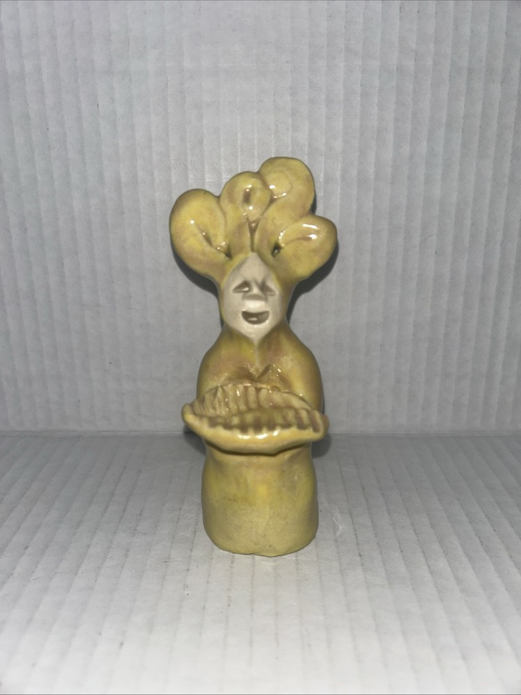 Harry Leaf Designs Goddess Sculpture Yellow