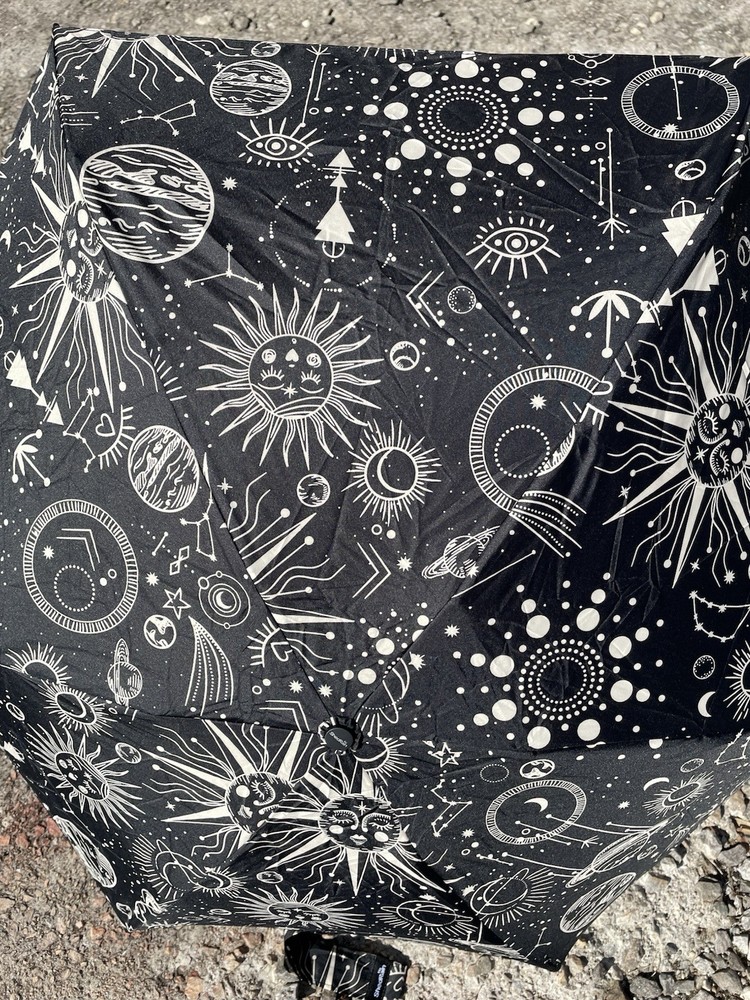 Shed Rain Umbrella Black Sun And Moon Pattern