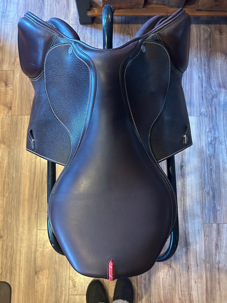 18" Equipe Ek-26 Saddle