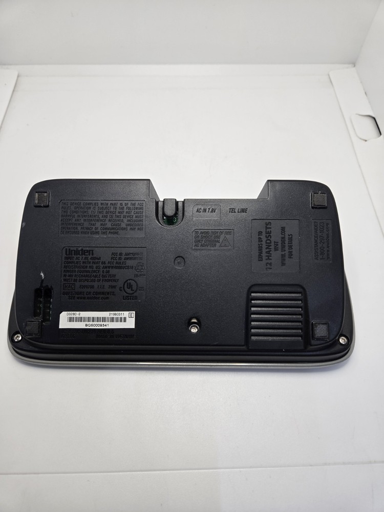 Uniden DECT 6.0 D3280 Phone With Digital Answering System