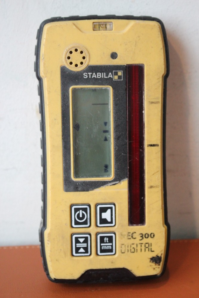 Stabila LAR 250 (05610) Interior/Exterior Rotating Laser with Slope Basic Kit
