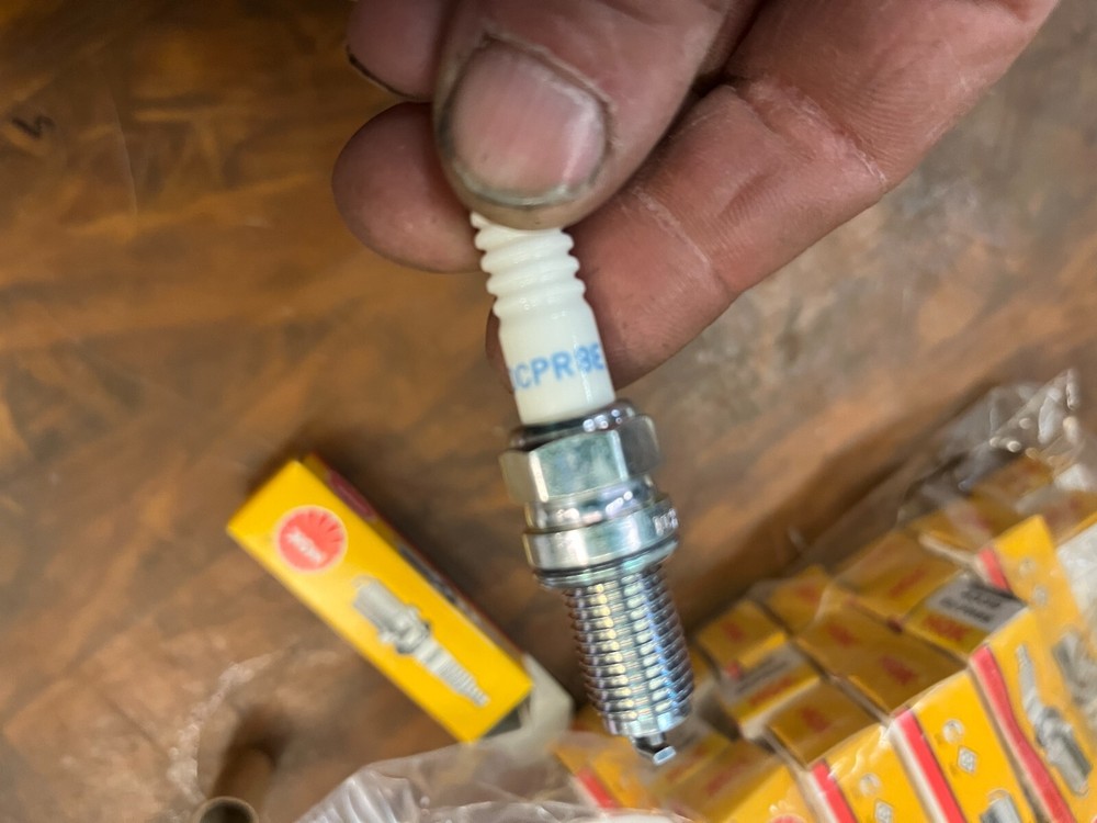 NGK Spark Plug DCPR8-E, 18 Pack, New