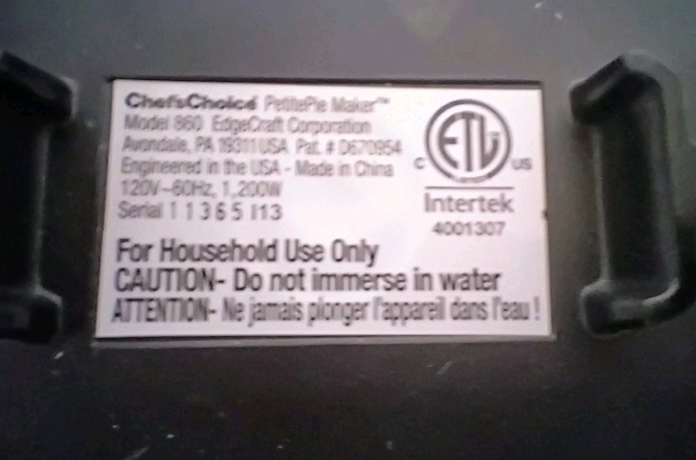 Chefs Choice Petite Pie Maker 860