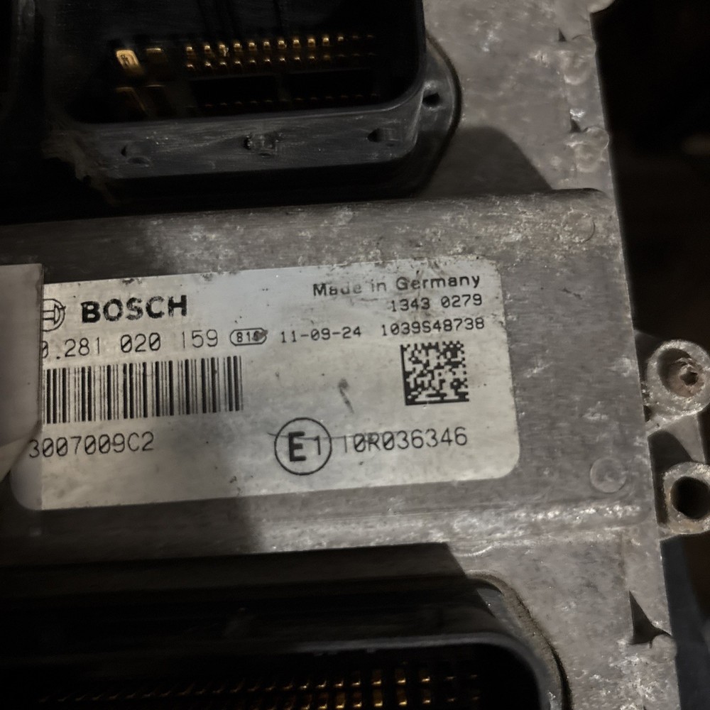 MaxxForce 13 Diesel Engine Control Module ECM ECU 3007009C2 Fit 2012