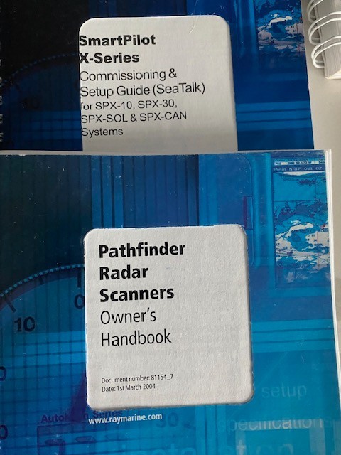 Raymarine E series Complete Manuals