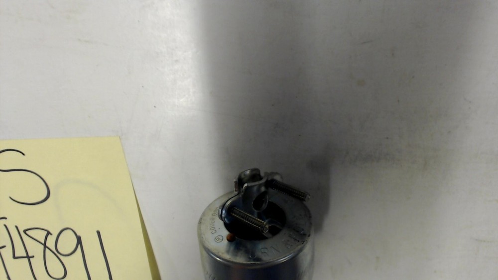 Miller 039687 Twist Lock Plug