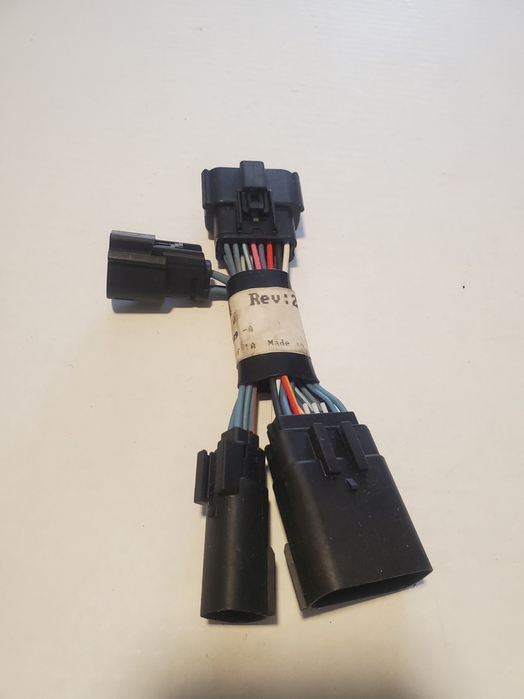 Harley Davidson Rear Speaker Interconnect Wire Harness 69200714
