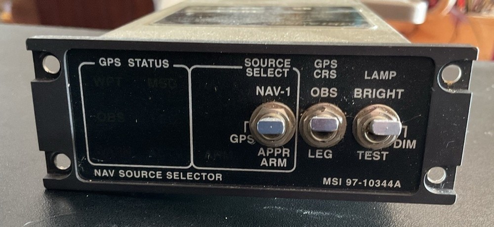 MSI Avionics INSSDU III Integrated Navigation Source Selector Display Unit 28V