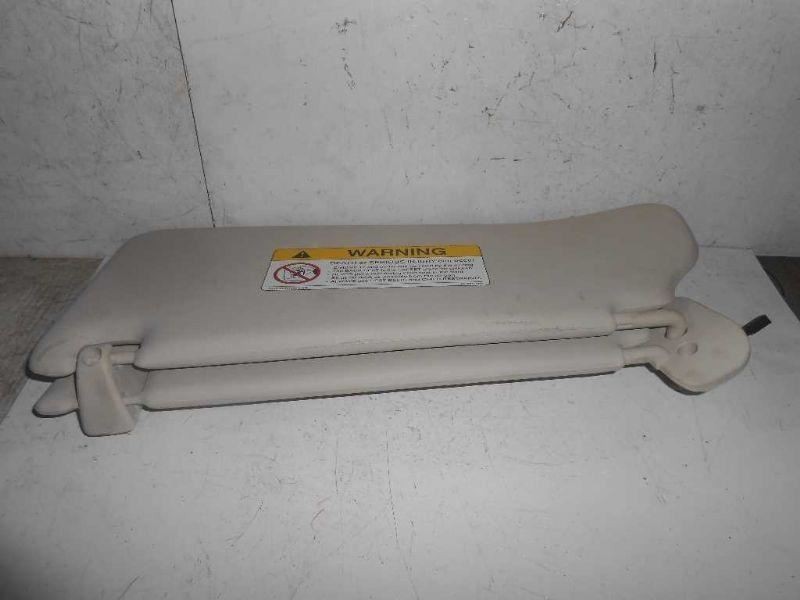 9-5 2005 Sun Visor 27469