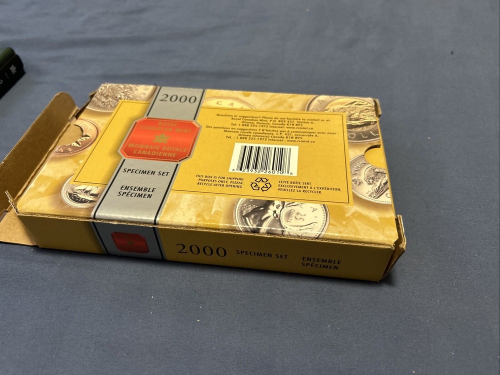 NobleSpirit ) 2000 Canada Specimen Set w/Box & Paper