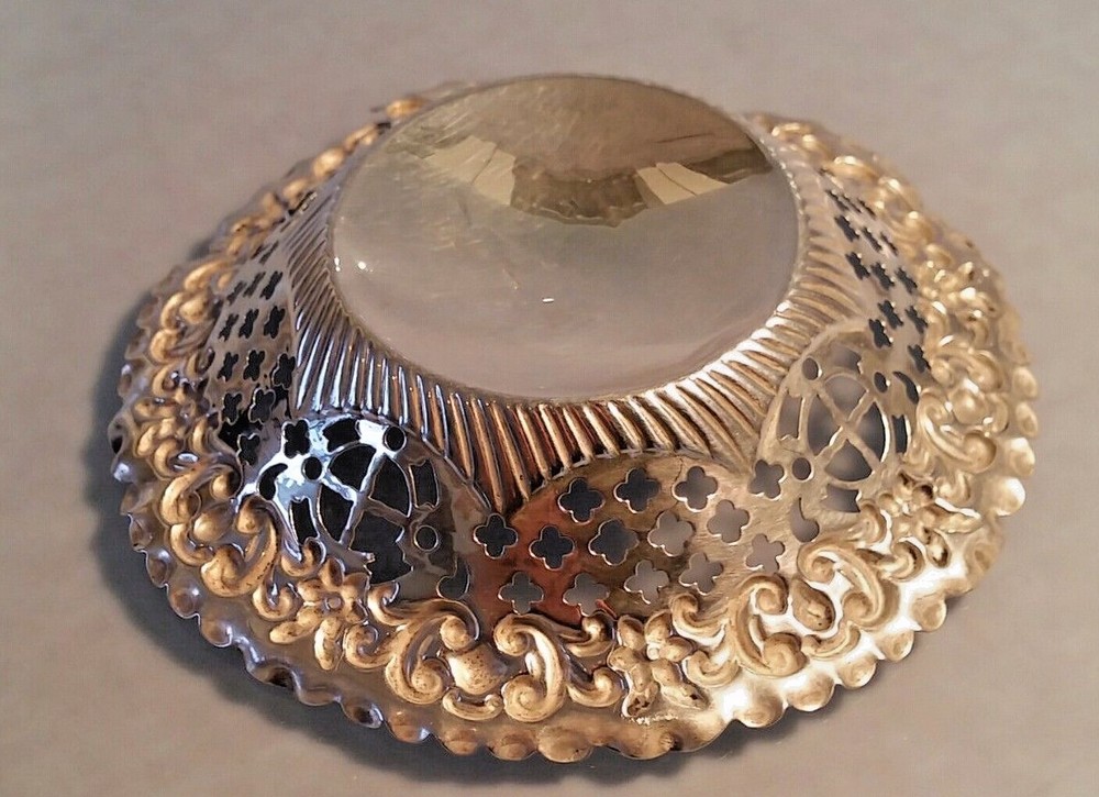 1897 Victorian Ornate solid silver sweet dish by Deakin & Francis