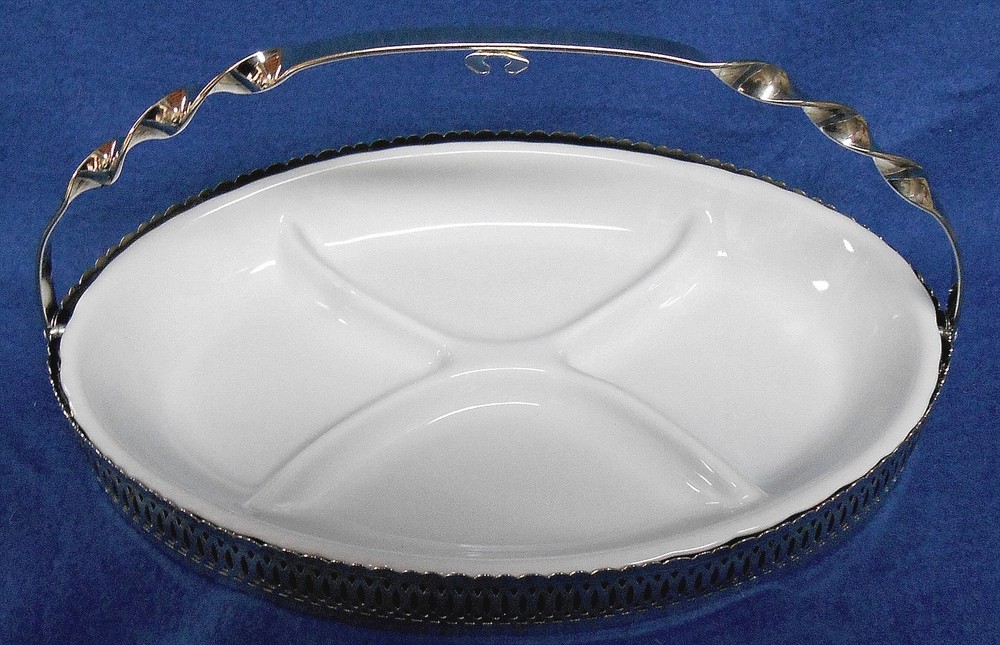 SILVERPLATE DIVIDED FOUR COMPARTMENT WHITE SERVING DISH WITH HANDLE