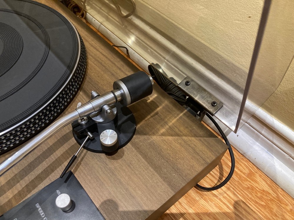 Yamaha YP-511 professional turntable with original box !