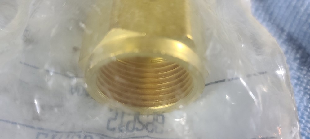 LINCOLN ELECTRIC S19298 ADAPTOR - SPECIAL