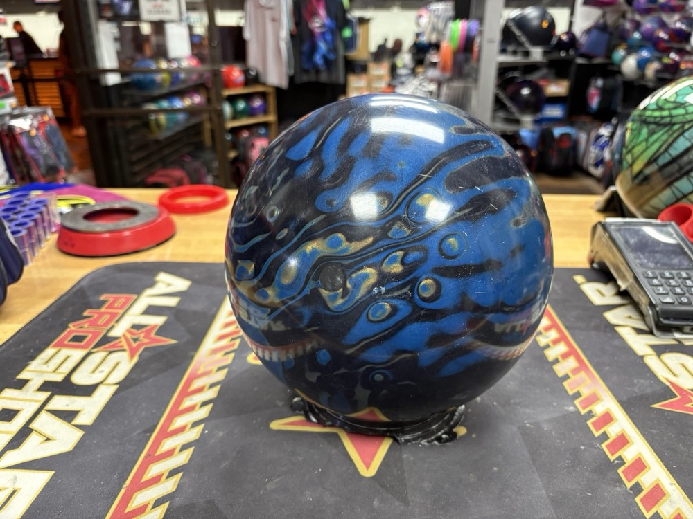 Used Hammer Redemption Bowling Ball 15 Pounds