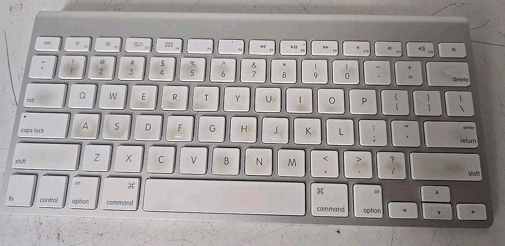 Apple Magic Keyboard Model A1314 Bluetooth Wireless Works OEM