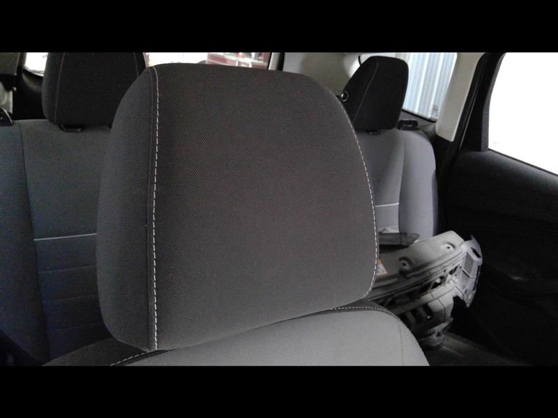ESCAPE    2013 Headrest 347486