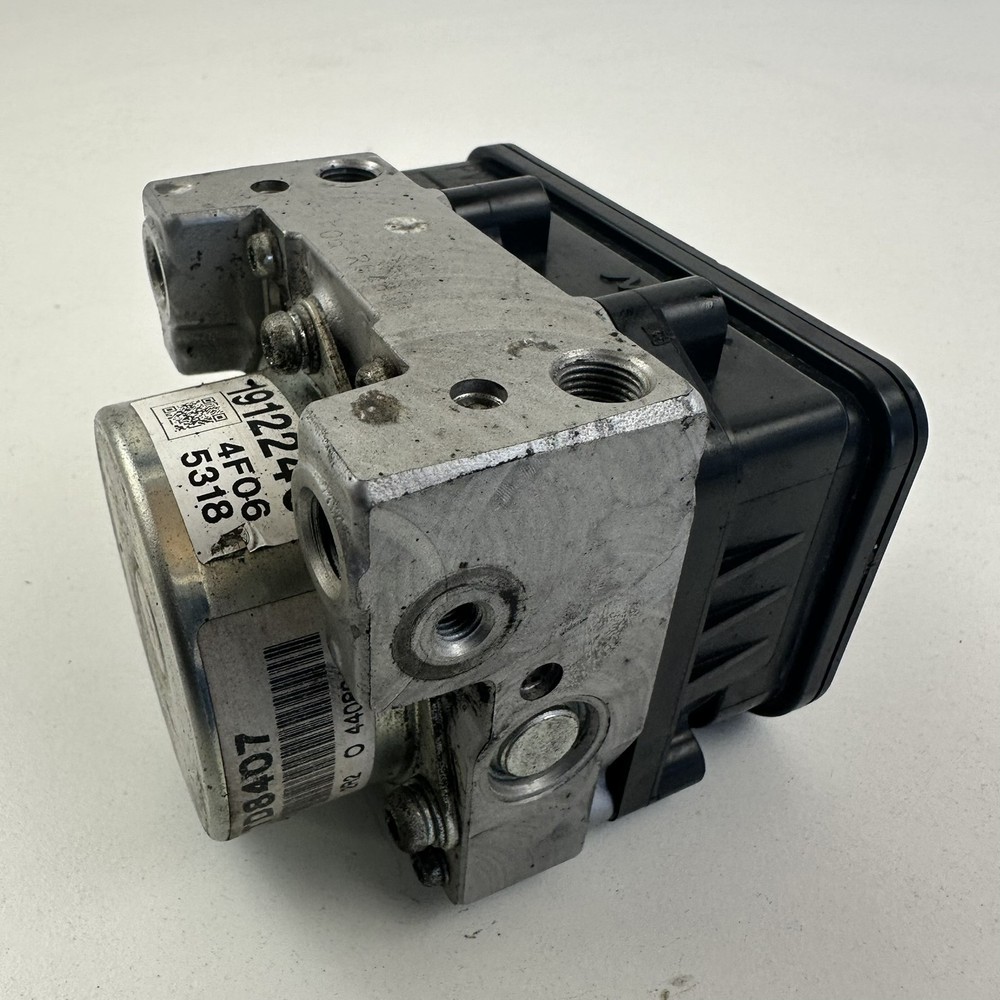 Victory Magnum 2015 ABS pump modulator control unit block 1912240