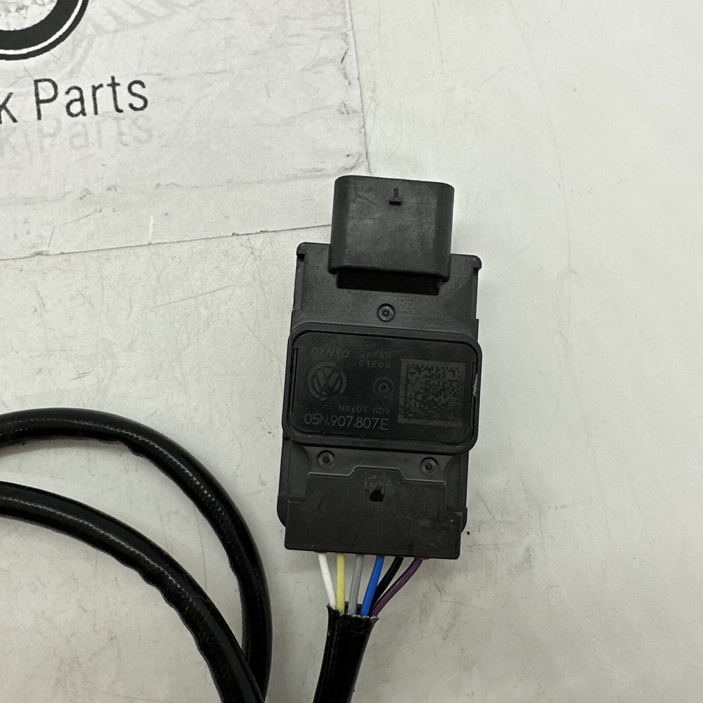 VW Audi Genuine Denso Nox Sensor Lambda Sensor 05N907807 E New