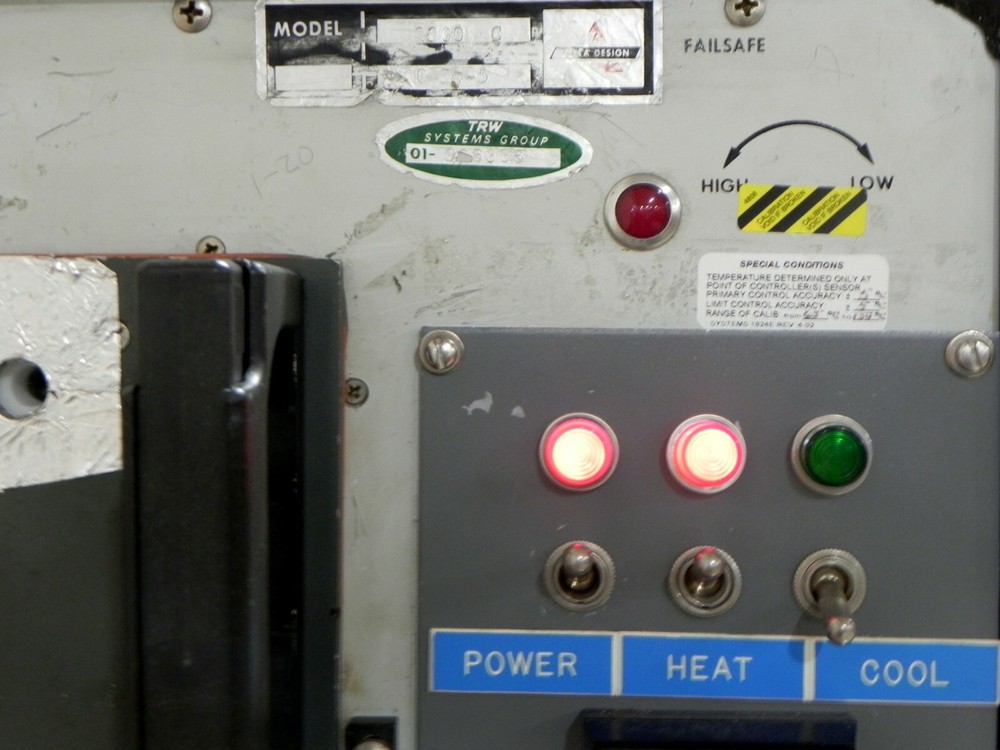 Delta Design 2300D Temperature Chamber