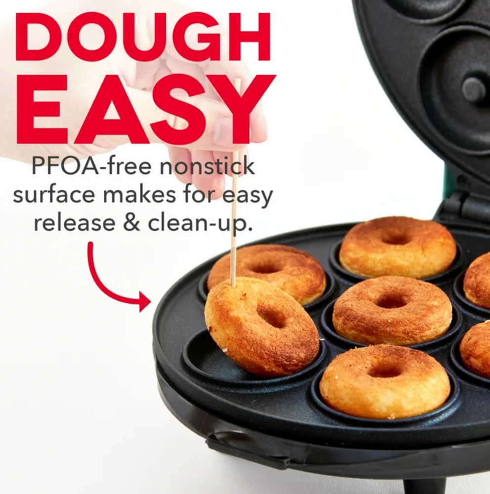 New In Box Dash - Express Mini Donut Maker - Nonstick - 7 Mini Donuts