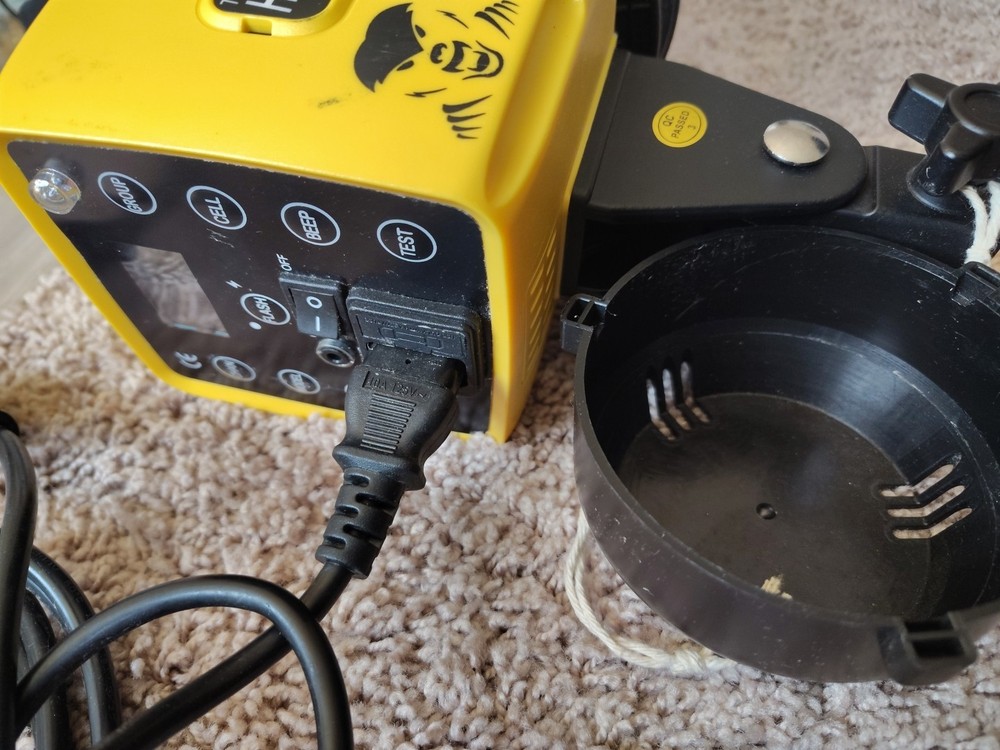 Interfit Honey Badger 320 Compact Flash Head