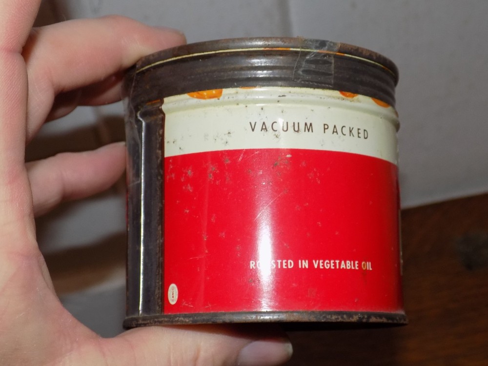 Vintage A & P Salted Peanuts EMPTY 7 ¼ Ounces Tin