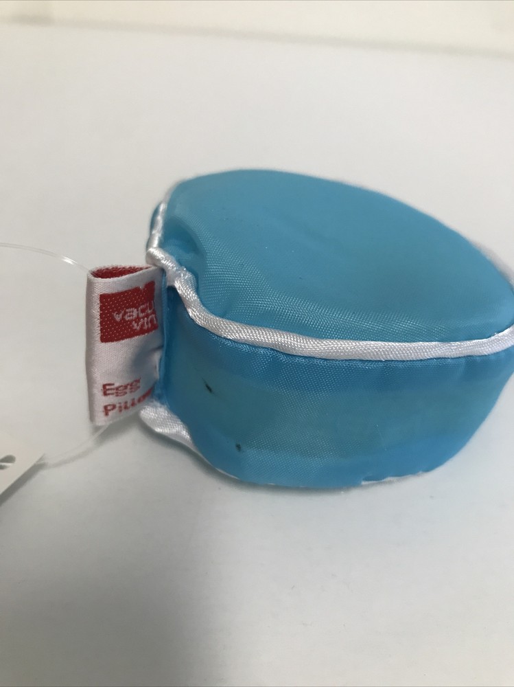 4pc Vacu Vin Egg Pillows Rest Keep Eggs from Rolling Holder Bean Bag