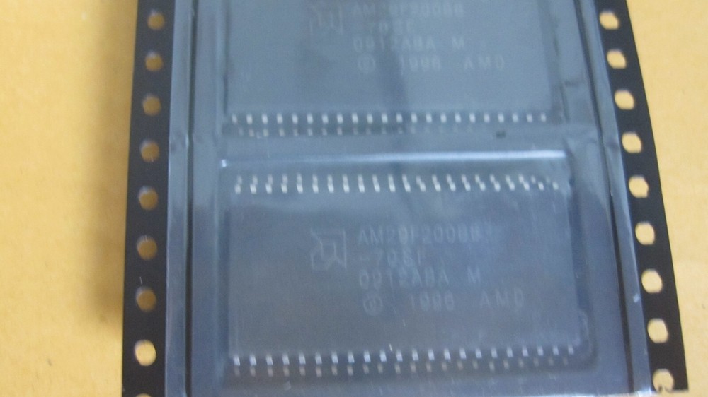 2PCS AM29F200BB-70SE