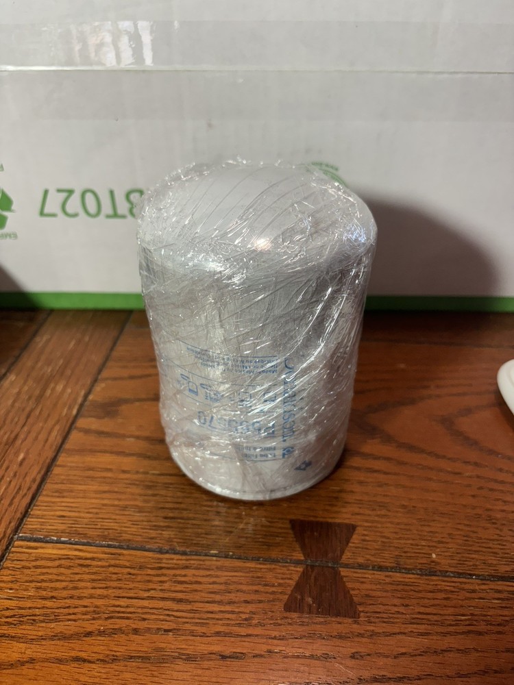 DONALDSON LUBE FILTER P555570
