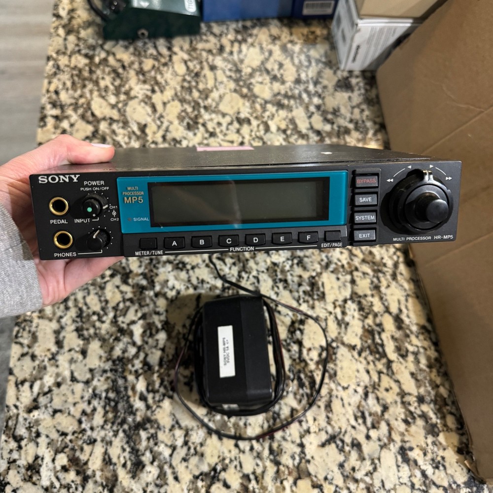 Sony HR-MP5 Guitar Multi-Effects Processor (Vintage Rack Unit)