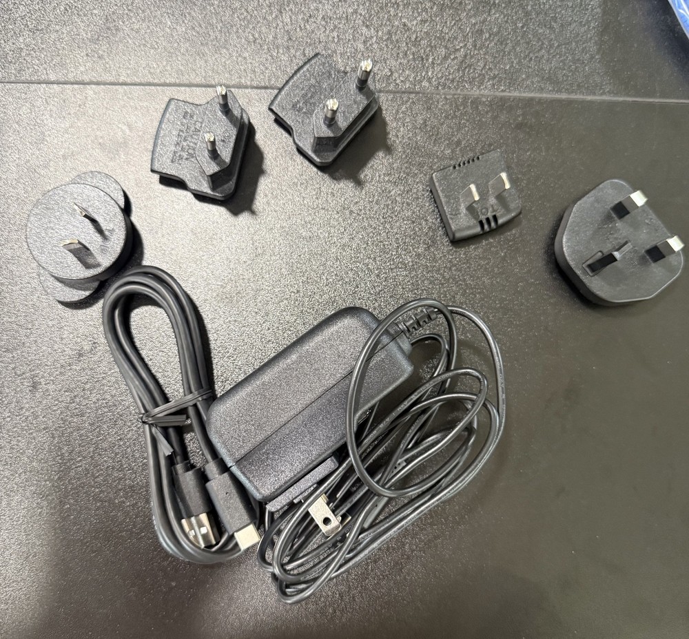 Fluke Networks LIQ-100 LinkIQ Cable + Network Tester (Working)