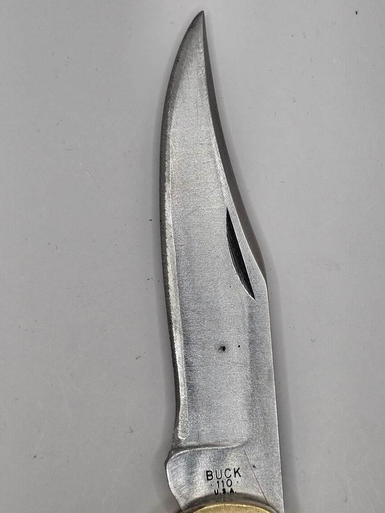 2 Dot - 1974-80 Buck Knife 110 USA