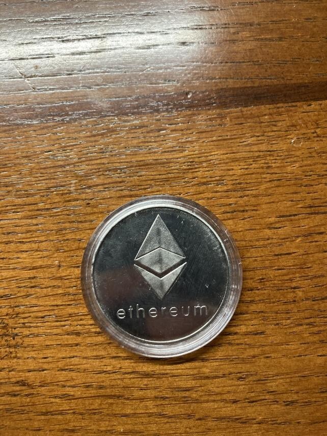 ETH Etherum Crypto Coin Physical Collecter's Item