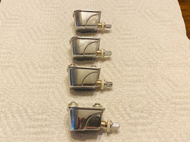 Basix Drumset - Tom Drum Lug, Rod - Qty 4